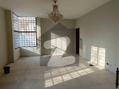 ایف ۔ 10 اسلام آباد میں 6 کمروں کا 2 کنال مکان 35.0 کروڑ میں برائے فروخت۔