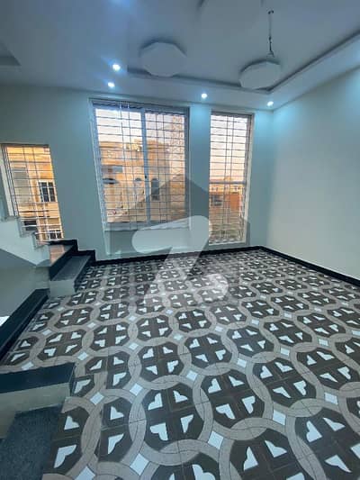 House For Rent 5 Marla Upper Portion Brand New