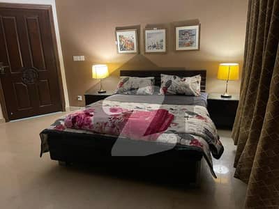 Three bed Lexuray penthouse Available For Rent