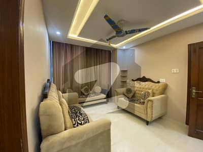 ایم پی سی ایچ ایس ۔ بلاک بی ایکسٹینشن 1 ایم پی سی ایچ ایس ۔ ملٹی گارڈنز,بی ۔ 17,اسلام آباد میں 1 کمرے کا 3 مرلہ فلیٹ 70.0 ہزار میں کرایہ پر دستیاب ہے۔