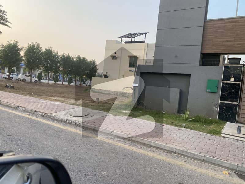 بحریہ نشیمن لاہور میں 5 مرلہ رہائشی پلاٹ 42.0 لاکھ میں برائے فروخت۔ بحریہ نشیمن لاہور میں 5 مرلہ رہائشی پلاٹ 42.0 لاکھ میں برائے فروخت۔