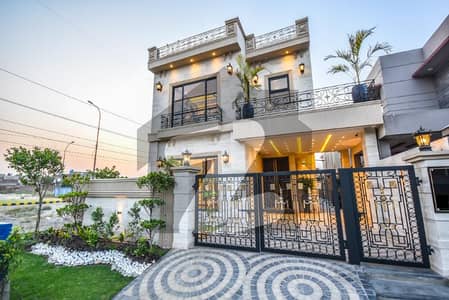 ڈی ایچ اے فیز 6 ڈیفنس (ڈی ایچ اے),لاہور میں 3 کمروں کا 5 مرلہ مکان 2.25 کروڑ میں برائے فروخت۔