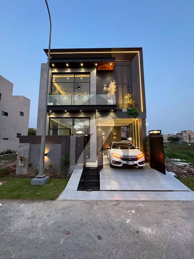 5 Marla Brand New Luxurious Class House for Rent Walking Distance from Park