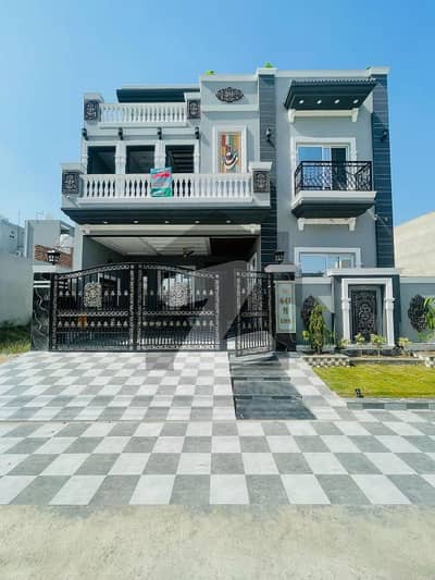 10 Marla Brand New Home For Sale