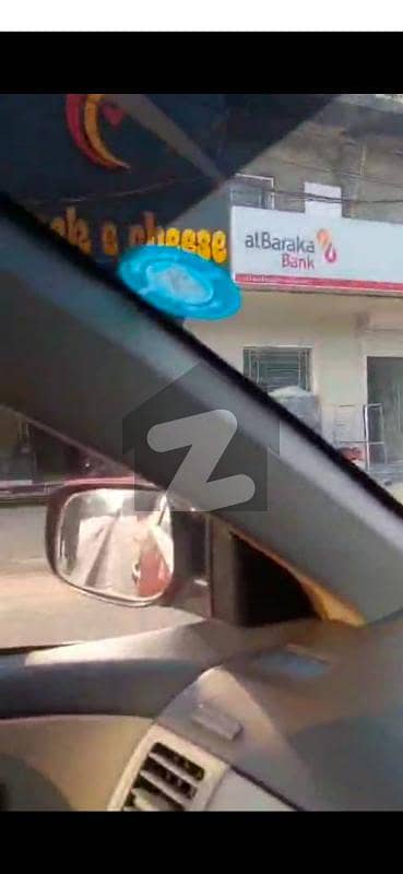 پی آئی اے مین بلیوارڈ لاہور میں 6 مرلہ عمارت 10.0 کروڑ میں برائے فروخت۔