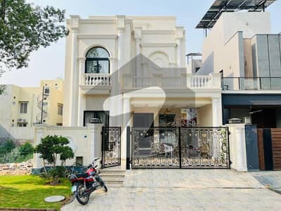 10 Marla Brand New House Available For Rent In Lake City