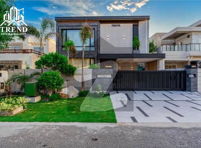 1 KANAL DESIGN BUNGALOW FOR RENT HOT LOCATION IN PHASE 7