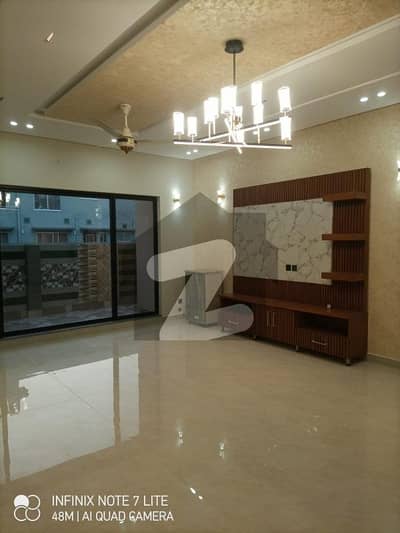 واپڈا ٹاؤن فیز 1 واپڈا ٹاؤن,لاہور میں 4 کمروں کا 5 مرلہ مکان 1.2 لاکھ میں کرایہ پر دستیاب ہے۔