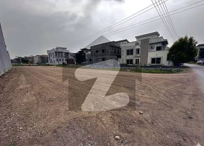 7.57 Marla Plot With Extra Land, Abu Bakar Block