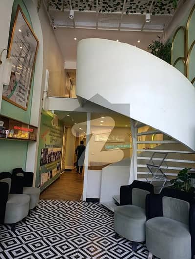 Prime Location 1778 Square Feet Spacious Shop Is Available In Tariq Road For sale