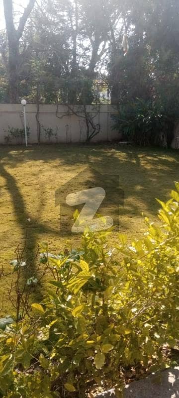 1066 Sq. Yards Old House for Sale in Prime Location of F-7/1, Islamabad