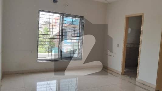 Kanal Lower Portion Pcsir 2 For Rent