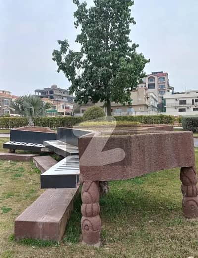 بحریہ انکلیو - سیکٹر سی بحریہ انکلیو,بحریہ ٹاؤن,اسلام آباد میں 1 کنال رہائشی پلاٹ 3.75 کروڑ میں برائے فروخت۔