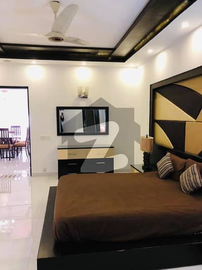 1 KANAL UPPER PORTION AVAILABLE FOR RENT IN DHA PHASE 6