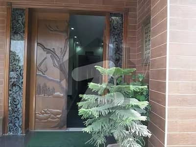 سکھ چین گارڈنز لاہور میں 2 کمروں کا 1 کنال زیریں پورشن 1.55 لاکھ میں کرایہ پر دستیاب ہے۔