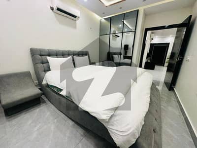 ڈی ایچ اے فیز 7 ڈیفنس (ڈی ایچ اے),لاہور میں 1 کمرے کا 10 مرلہ کمرہ 40.0 ہزار میں کرایہ پر دستیاب ہے۔