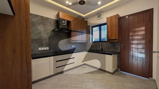 بحریہ انکلیو - سیکٹر این بحریہ انکلیو,بحریہ ٹاؤن,اسلام آباد میں 3 کمروں کا 5 مرلہ مکان 2.45 کروڑ میں برائے فروخت۔ بحریہ انکلیو - سیکٹر این بحریہ انکلیو,بحریہ ٹاؤن,اسلام آباد میں 3 کمروں کا 5 مرلہ مکان 2.45 کروڑ میں برائے فروخت۔