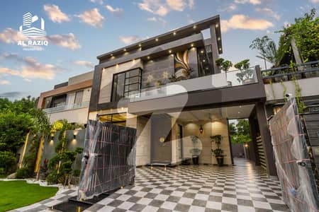 8 MARLA ULTRA MODREN HOUSE FOR RENT DEAL OF THE WEEK