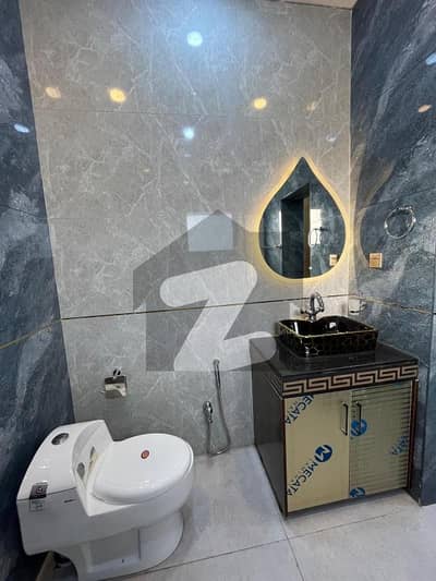 بحریہ انکلیو - سیکٹر این بحریہ انکلیو,بحریہ ٹاؤن,اسلام آباد میں 3 کمروں کا 5 مرلہ مکان 80.0 ہزار میں کرایہ پر دستیاب ہے۔