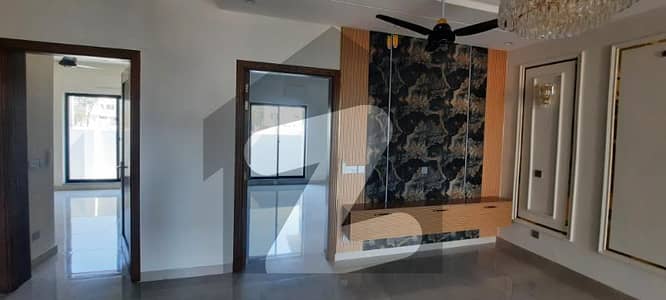 10 Marla Brand New Luxury And Modern Bungalow In State Life Phase 1