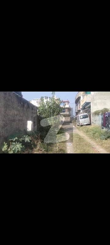 16.5 Marla plot /Valley Road/Bani Gala for Sale