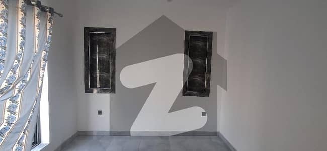 بحریہ ٹاؤن فیز 8 ۔ بلاک ایل بحریہ ٹاؤن فیز 8,بحریہ ٹاؤن راولپنڈی,راولپنڈی میں 3 کمروں کا 5 مرلہ مکان 90.0 ہزار میں کرایہ پر دستیاب ہے۔