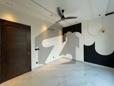 آرکیٹیکٹس انجنیئرز ہاؤسنگ سوسائٹی لاہور میں 3 کمروں کا 10 مرلہ بالائی پورشن 85.0 ہزار میں کرایہ پر دستیاب ہے۔