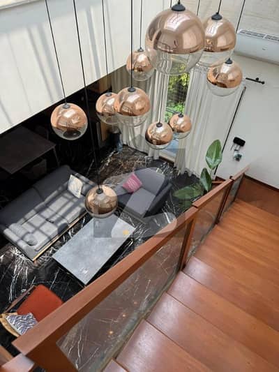 ایف ۔ 7 اسلام آباد میں 2 کمروں کا 1 کنال بالائی پورشن 5.5 لاکھ میں کرایہ پر دستیاب ہے۔