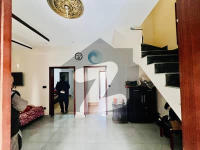 بحریہ آرچرڈ فیز 2 بحریہ آرچرڈ,لاہور میں 3 کمروں کا 5 مرلہ مکان 65.0 ہزار میں کرایہ پر دستیاب ہے۔