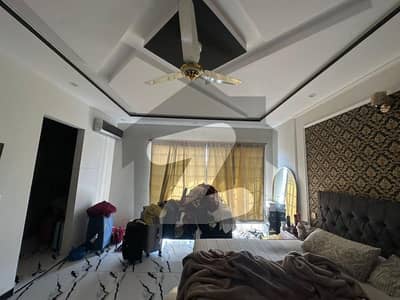 نیسپاک ہاؤسنگ سوسائٹی فیز 3 - بلاک اے نیسپاک سکیم فیز 3,ڈیفینس روڈ,لاہور میں 3 کمروں کا 1 کنال مکان 1.2 لاکھ میں کرایہ پر دستیاب ہے۔