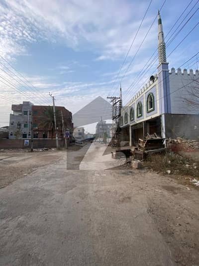 Ideal Plot for Hospital or School 1.5 Kanal Commercial Plot Satellite Town Sargodha