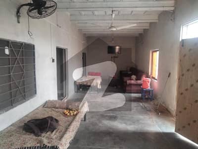 9 Kanal Farm House For Sale