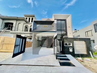 12 Marla modern and beautiful House for sale in lake city Sector M3a