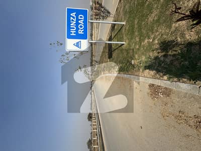 LDA City Lahore Block G1 10Marla Plot Available