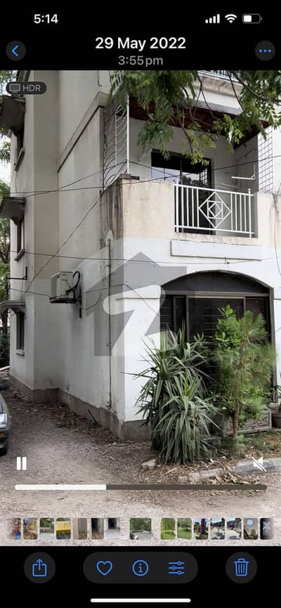 PHA G-7/1  Three bed corner apartment for sale