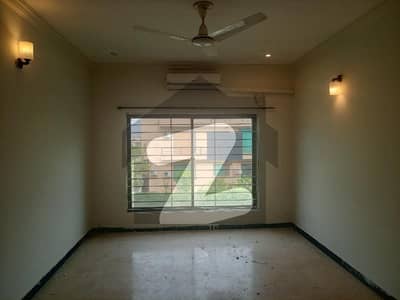 500 Sq Yds Upper Portion for Rent