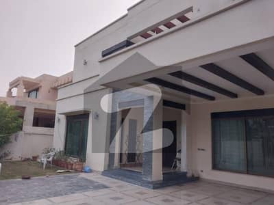 ڈی ایچ اے فیز 3 ڈیفنس (ڈی ایچ اے),لاہور میں 5 کمروں کا 1 کنال مکان 6.45 کروڑ میں برائے فروخت۔