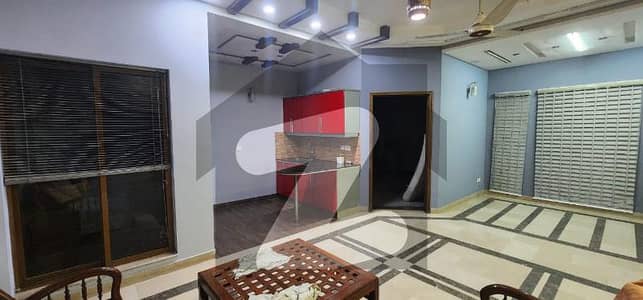 12 MARLA UPPER PORTION AVAILABLE FOR RENT IN MILITARY ACCOUNT