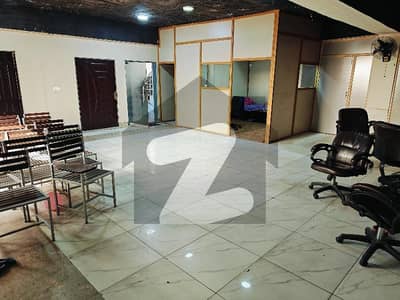 1,Kanal Building 3th Floor Hall Available For Rent Near Shoukat khanam Hospital