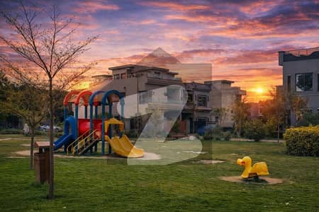 5 Marla Plots Are Available For Sale in Park View City Lahore