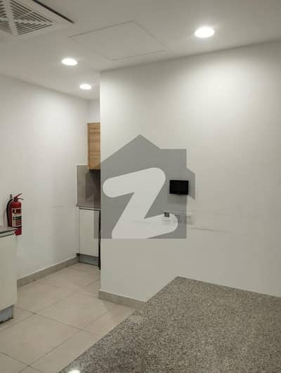 1 BEDROOM FLAT AVAILABLE IN PENTA SQUARE DHA PHASE 5 LAHORE