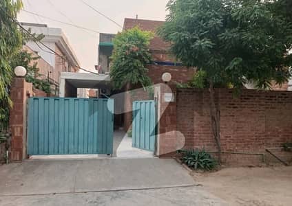 House Sized 1 Kanal Is Available For sale In DHA Phase 2