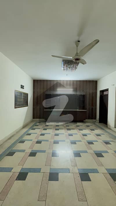 1 Kanal Corner House For Official Use