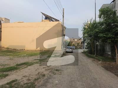 المدینہ ایونیو لاہور میں 5 مرلہ رہائشی پلاٹ 72.0 لاکھ میں برائے فروخت۔