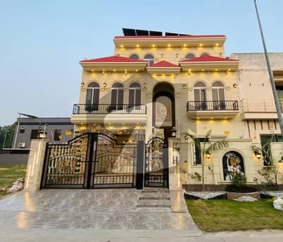 Perfect 10 Marla family House available for Sale in block FF citi housing Gujranwala