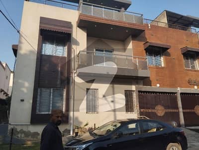 Centrally Located Prime Location House Available In PECHS Block 2 For Sale