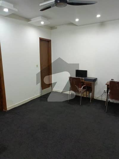 پی ای سی ایچ ایس بلاک 2 پی ای سی ایچ ایس,جمشید ٹاؤن,کراچی میں 4 کمروں کا 12 مرلہ زیریں پورشن 6.0 کروڑ میں برائے فروخت۔