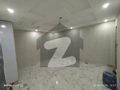 سمن آباد لاہور میں 4 کمروں کا 5 مرلہ مکان 1.2 لاکھ میں کرایہ پر دستیاب ہے۔