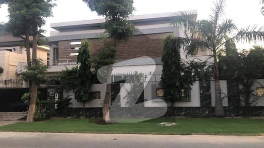 ڈی ایچ اے فیز 3 ڈیفنس (ڈی ایچ اے),لاہور میں 5 کمروں کا 1 کنال مکان 7.75 کروڑ میں برائے فروخت۔