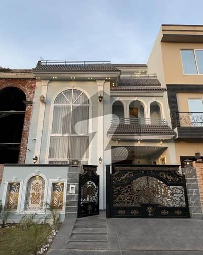 5 Marla Facing Park House available for Sale in phase 2 Citi housing Gujranwala